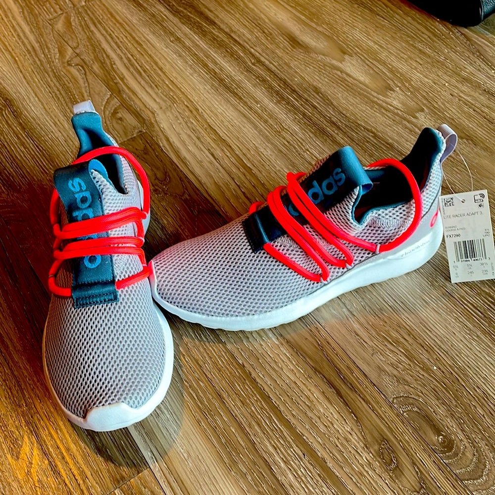 New with tags,never worn Adidas Lite Racer Adapt 3 Woman’s